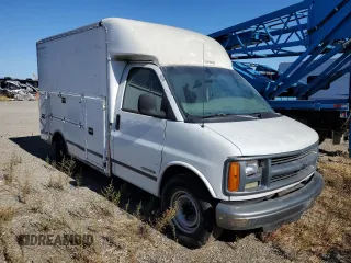 1999 Chevrolet Express Commercial E23 with VIN 1GBHG31R5X1018662, listed as a Copart auction lot 80008584 with 141,880 mi miles and Clean Title. Bid and sale history available at carsss.com. Image 4.