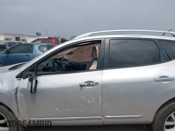 2012 Nissan Rogue SL with VIN JN8AS5MT7CW256691, listed as a IAAI auction lot 41800923 with 153,451 mi miles and . Bid and sale history available at DreamBid. Image 14.