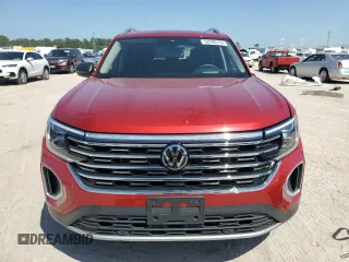 2024 Volkswagen Atlas SEL with VIN 1V2BR2CA3RC533646, listed as a Copart auction lot 52700135 with 10,498 mi miles and Salvage title. Bid and sale history available at DreamBid. Image 5.