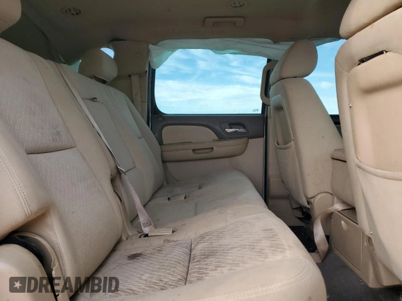 2010 Chevrolet Suburban LS with VIN 1GNUCHE05AR180144, listed as a Copart auction lot 85571794 with 295,825 mi miles and Salvage Title. Bid and sale history available at carsss.com. Image 11.