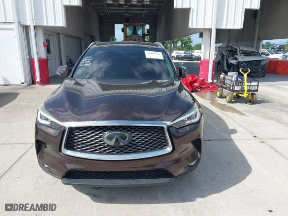 2020 Infiniti QX50 AUTOGRAPH with VIN 3PCAJ5M15LF100778, listed as a IAAI auction lot 41962981 with NaN miles. Bid and sale history available at carsss.com. Image 11.