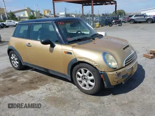 2004 MINI Hardtop with VIN WMWRC33434TJ53276, listed as a IAAI auction lot 42221744 with 195,400 mi miles and . Bid and sale history available at DreamBid. Image 1.