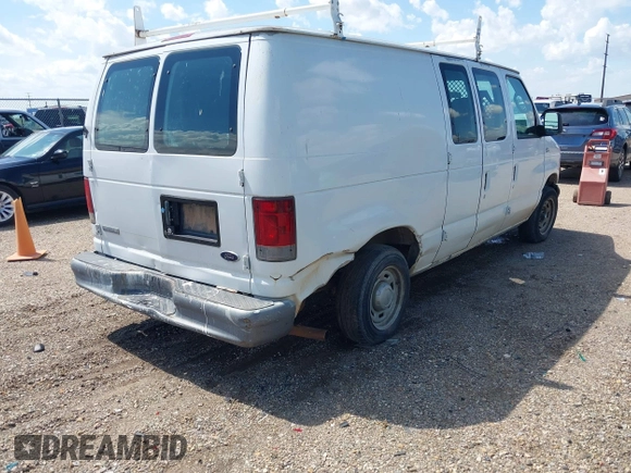 2006 Ford Econoline Cargo z VIN 1FTRE14W46DA16314, wystawiony jako IAAI lot #42618765 z przebiegiem 313 401 mil mil oraz . Historia ofert i sprzedaży dostępna na DreamBid. Obrazek 4.