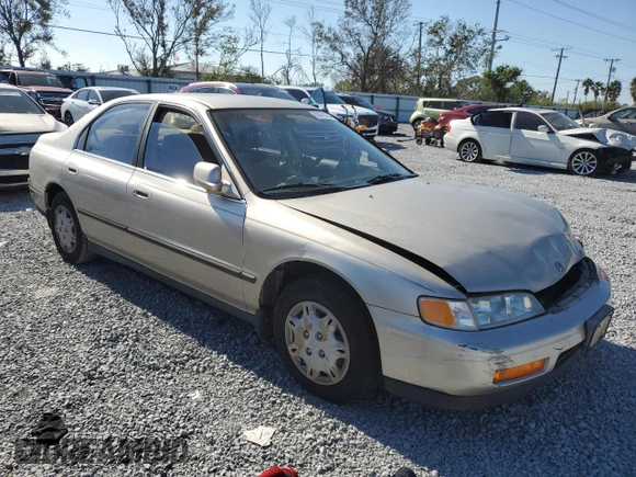 1995 Honda Accord LX with VIN 1HGCD5630SA158577, listed as a Copart auction lot 85679354 with 149,213 mi miles and Salvage Title. Bid and sale history available at carsss.com. Image 4.