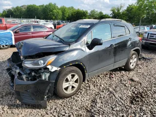 2020 Chevrolet Trax LT z VIN KL7CJLSB4LB332992, wystawiony jako Copart lot #65345605 z przebiegiem 102 116 mil mil oraz Szkoda całkowita • Salvage title. Historia ofert i sprzedaży dostępna na DreamBid. Obrazek 1.
