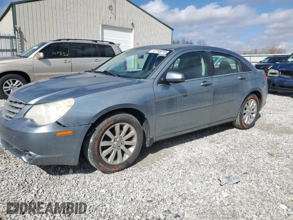 2010 Chrysler Sebring Limited z VIN 1C3CC5FB2AN143213, wystawiony jako Copart lot #47749715 z przebiegiem 174 850 mil mil oraz Szkoda całkowita • Salvage title. Historia ofert i sprzedaży dostępna na DreamBid. Obrazek 1.