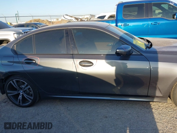 2020 BMW 3 Series 330i с VIN 3MW5R1J06L8B17024, выставлен на аукционе IAAI как лот 41846889 с пробегом 21 217 миль миль и . История ставок и продаж доступна на DreamBid. Изображение 13.