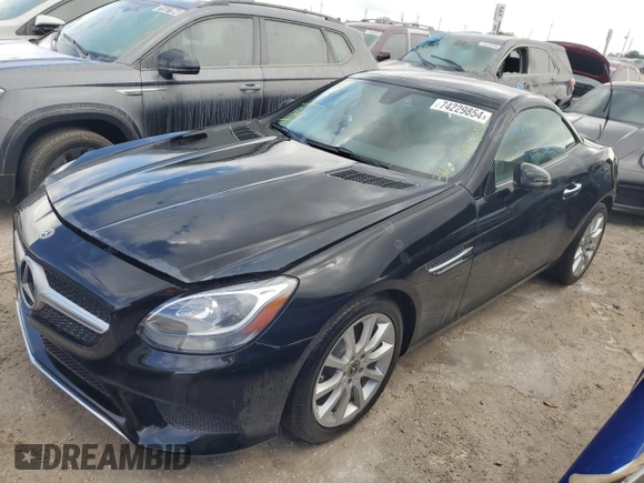 2018 Mercedes-Benz SLC 300 с VIN WDDPK3JA2JF152240, выставлен на аукционе Copart как лот 74229854 с пробегом Не указан миль и На запчасти • Non repairable. История ставок и продаж доступна на DreamBid. Изображение 1.