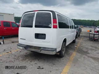 2006 Chevrolet Express Passenger with VIN 1GAHG39U661109144, listed as a IAAI auction lot 42439731 with 163,372 mi miles and . Bid and sale history available at DreamBid. Image 4.