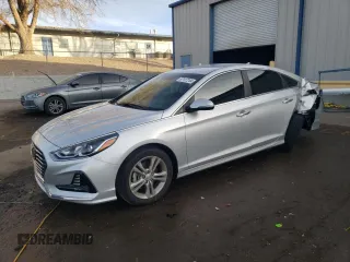 2018 Hyundai Sonata SEL z VIN 5NPE34AFXJH688326, wystawiony jako Copart lot #87127244 z przebiegiem 42 846 mil mil oraz Szkoda całkowita • Salvage title. Historia ofert i sprzedaży dostępna na DreamBid. Obrazek 1.