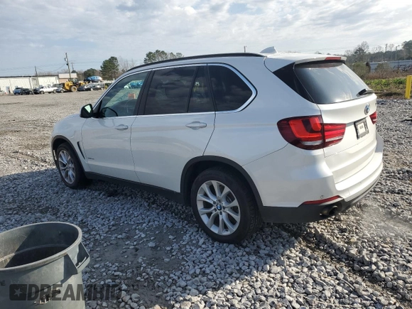 2016 BMW X5 sDrive35i with VIN 5UXKR2C56G0H42674, listed as a Copart auction lot 45086945 with 246,410 mi miles and Salvage Title. Bid and sale history available at carsss.com. Image 2.