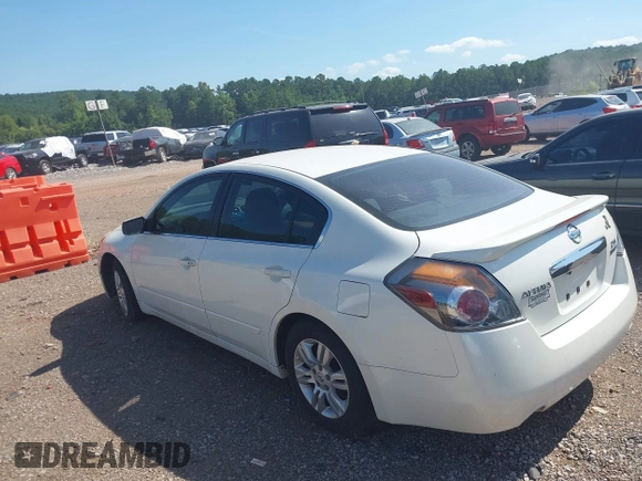 2011 Nissan Altima S with VIN 1N4AL2AP2BN441854, listed as a IAAI auction lot 42647147 with 299,737 mi miles and . Bid and sale history available at DreamBid. Image 3.
