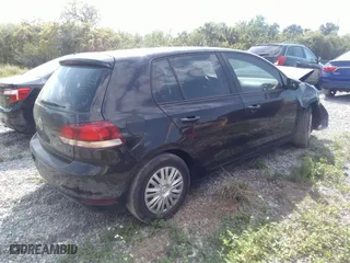 2011 Volkswagen Golf with VIN WVWDA7AJ1BW101448, listed as a IAAI auction lot 41673677 with 65,066 mi miles. Bid and sale history available at carsss.com. Image 4.