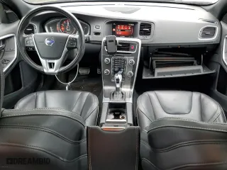 2017 Volvo V60 R-Design Platinum with VIN YV149MSS2H1372548, listed as a Copart auction lot 69565664 with 44,425 mi miles and Salvage Title. Bid and sale history available at carsss.com. Image 8.