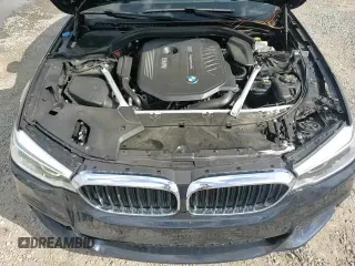 2019 BMW 5 Series 540i xDrive z VIN WBAJE7C52KWW16429, wystawiony jako Copart lot #82082785 z przebiegiem 35 534 mil mil oraz Szkoda całkowita • Salvage title. Historia ofert i sprzedaży dostępna na DreamBid. Obrazek 13.