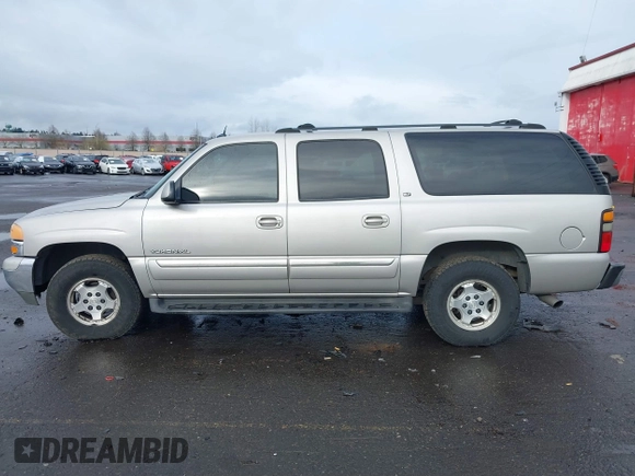 2004 GMC Yukon XL SLE with VIN 3GKEC16T94G299126, listed as a IAAI auction lot 41811382 with 254,907 mi miles. Bid and sale history available at carsss.com. Image 14.
