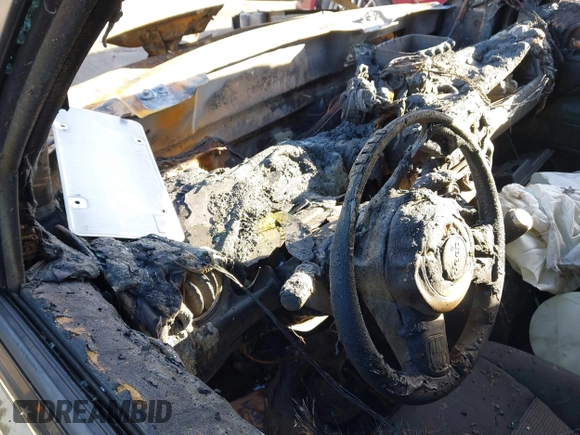 2015 Jeep Patriot Sport with VIN 1C4NJPBAXFD377504, listed as a IAAI auction lot 41743361 with 1 mi miles. Bid and sale history available at carsss.com. Image 14.