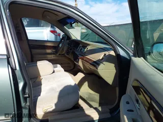 2006 Mercury Grand Marquis GS with VIN 2MEFM74V16X650056, listed as a IAAI auction lot 42107815 with 156,710 mi miles. Bid and sale history available at carsss.com. Image 5.