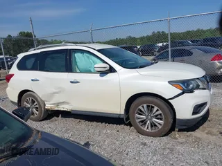 2017 Nissan Pathfinder Platinum with VIN 5N1DR2MN9HC601874, listed as a IAAI auction lot 42275736 with 169,467 mi miles and . Bid and sale history available at DreamBid. Image 13.