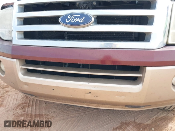 2011 Ford Expedition EL XLT with VIN 1FMJK1H54BEF40456, listed as a IAAI auction lot 42097529 with 209,217 mi miles. Bid and sale history available at carsss.com. Image 6.