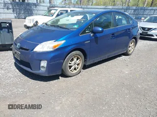 2010 Toyota Prius II with VIN JTDKN3DU2A0105245, listed as a IAAI auction lot 42141386 with 298,972 mi miles. Bid and sale history available at carsss.com. Image 2.