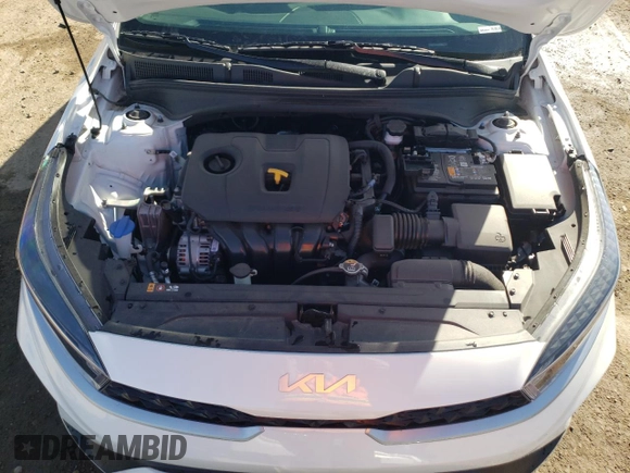 2024 Kia Forte LXS with VIN 3KPF24AD3RE810420, listed as a Copart auction lot 46855355 with 6,760 mi miles and Salvage Title. Bid and sale history available at carsss.com. Image 11.