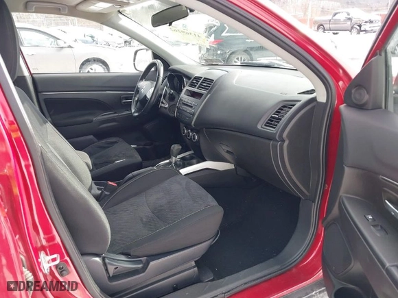 2013 Mitsubishi Outlander Sport LE with VIN 4A4AR5AU4DE025252, listed as a IAAI auction lot 41369262 with 93,020 mi miles. Bid and sale history available at carsss.com. Image 5.