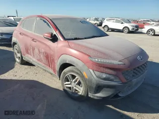2022 Hyundai Kona SE with VIN KM8K22ABXNU804283, listed as a Copart auction lot 82495494 with 0 mi miles and Non Repairable. Bid and sale history available at carsss.com. Image 4.