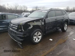 2020 Volkswagen Atlas S with VIN 1V2AP2CAXLC500345, listed as a Copart auction lot 39856704 with 44,254 mi miles and . Bid and sale history available at DreamBid. Image 1.
