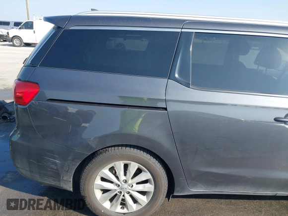 2016 Kia Sedona SX with VIN KNDMC5C11G6108175, listed as a IAAI auction lot 41860358 with 107,329 mi miles. Bid and sale history available at carsss.com. Image 6.
