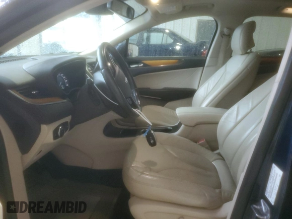 2017 Lincoln MKC Select with VIN 5LMCJ2C99HUL04859, listed as a Copart auction lot 55696015 with 146,810 mi miles and Salvage title. Bid and sale history available at DreamBid. Image 7.