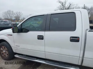 2012 Ford F-150 XL with VIN 1FTFW1CT8CKD73591, listed as a IAAI auction lot 41495742 with 200,952 mi miles. Bid and sale history available at carsss.com. Image 14.