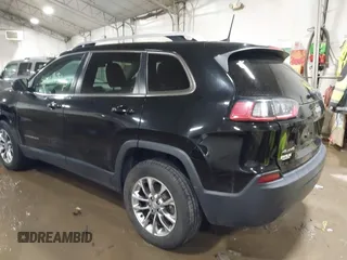 2019 Jeep Cherokee Latitude Plus with VIN 1C4PJMLB8KD181943, listed as a IAAI auction lot 41566439 with 151,118 mi miles and . Bid and sale history available at DreamBid. Image 3.