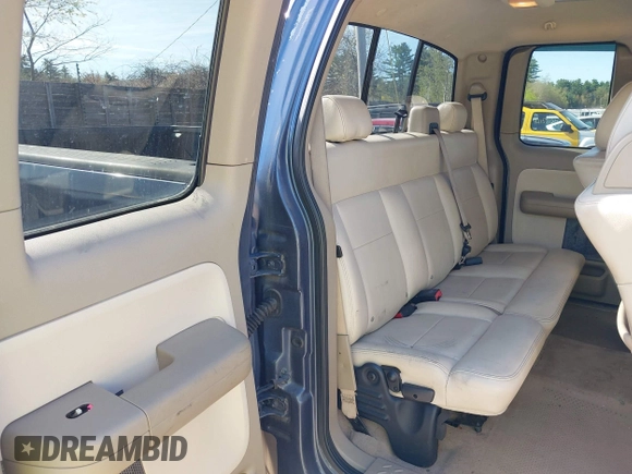 2004 Ford F-150 XL with VIN 1FTPX12534NB50430, listed as a IAAI auction lot 42154314 with 186,294 mi miles and . Bid and sale history available at DreamBid. Image 8.