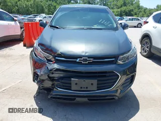 2020 Chevrolet Trax LS with VIN 3GNCJKSB7LL193573, listed as a IAAI auction lot 42560366 with 67,311 mi miles and . Bid and sale history available at DreamBid. Image 6.