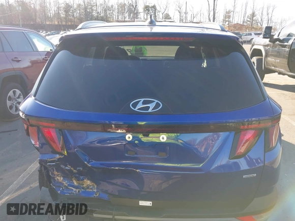 2024 Hyundai Tucson SEL with VIN 5NMJBCDE4RH334082, listed as a IAAI auction lot 41493611 with 10,441 mi miles and . Bid and sale history available at carsss.com. Image 16.