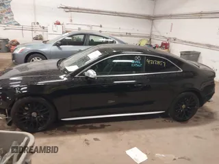 2015 Audi S5 Premium Plus z VIN WAUCGAFRXFA060758, wystawiony jako IAAI lot #42121159 z przebiegiem 78 266 mil mil oraz . Historia ofert i sprzedaży dostępna na DreamBid. Obrazek 14.