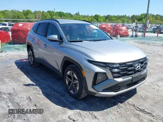 2025 Hyundai Tucson SEL with VIN 5NMJBCDE2SH508852, listed as a IAAI auction lot 41988572 with 1,411 mi miles. Bid and sale history available at carsss.com. Image 1.