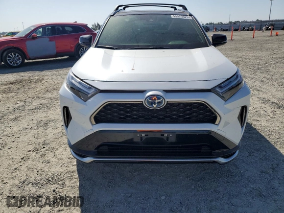2024 Toyota RAV4 XSE с VIN JTMEB3FV9RD214267, выставлен на аукционе Copart как лот 55525625 с пробегом 2 906 миль миль и Списание • Salvage title. История ставок и продаж доступна на DreamBid. Изображение 5.