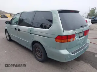 2004 Honda Odyssey LX z VIN 5FNRL18504B110901, wystawiony jako IAAI lot #42017883 z przebiegiem 228 076 mil mil oraz . Historia ofert i sprzedaży dostępna na DreamBid. Obrazek 3.