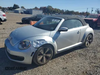 2013 Volkswagen Beetle 2.5L with VIN 3VW5P7ATXDM803952, listed as a Copart auction lot 76971934 with 211,449 mi miles and Salvage Title. Bid and sale history available at DreamBid. Image 1.