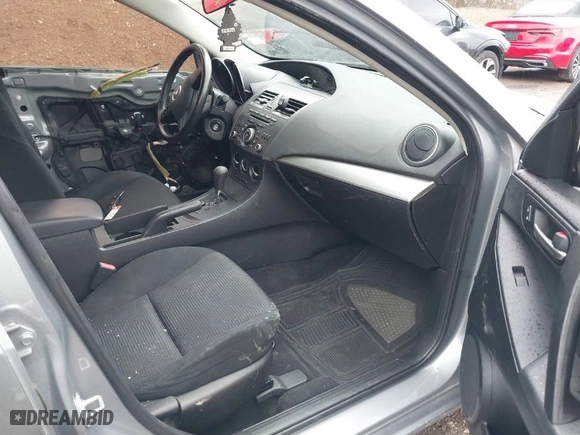 2012 Mazda Mazda3 i Sport with VIN JM1BL1UG9C1584328, listed as a IAAI auction lot 41875903 with 117,961 mi miles. Bid and sale history available at carsss.com. Image 5.