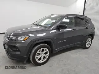 2024 Jeep Compass Latitude с VIN 3C4NJDBN5RT173984, выставлен на аукционе Copart как лот 54627585 с пробегом 19 427 миль миль и Чистый • Clean title. История ставок и продаж доступна на DreamBid. Изображение 1.