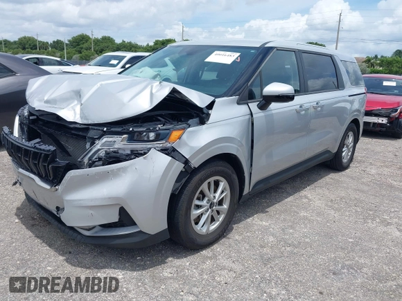 2023 Kia Carnival LX with VIN KNDNB4H35P6235684, listed as a IAAI auction lot 40016483 with 42,644 mi miles. Bid and sale history available at carsss.com. Image 2.