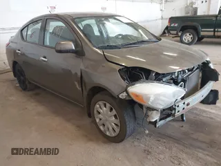 2014 Nissan Versa SV with VIN 3N1CN7AP6EL821104, listed as a IAAI auction lot 41773957 with 167,287 mi miles. Bid and sale history available at carsss.com. Image 1.
