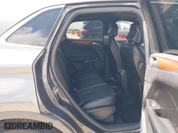 2017 Lincoln MKC Select with VIN 5LMCJ2C92HUL71237, listed as a IAAI auction lot 42436791 with 80,187 mi miles and . Bid and sale history available at DreamBid. Image 8.