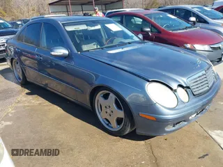 2005 Mercedes-Benz E 500 z VIN WDBUF70J75A670534, wystawiony jako IAAI lot #41660101 z przebiegiem 105 207 mil mil oraz . Historia ofert i sprzedaży dostępna na DreamBid. Obrazek 1.