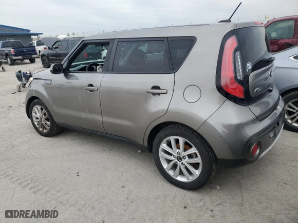 2019 Kia Soul + with VIN KNDJP3A50K7649934, listed as a Copart auction lot 50166655 with 62,082 mi miles and Salvage Title. Bid and sale history available at carsss.com. Image 2.