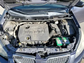 2010 Pontiac Vibe 1SA z VIN 5Y2SP6E82AZ414187, wystawiony jako Copart lot #46000845 z przebiegiem 156 870 mil mil oraz Szkoda całkowita • Salvage title. Historia ofert i sprzedaży dostępna na DreamBid. Obrazek 11.