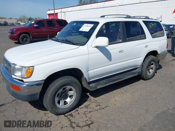 1998 Toyota 4Runner SR5 с VIN JT3GN86R5W0057330, выставлен на аукционе IAAI как лот 41970134 с пробегом 252 753 миль миль и . История ставок и продаж доступна на DreamBid. Изображение 20.